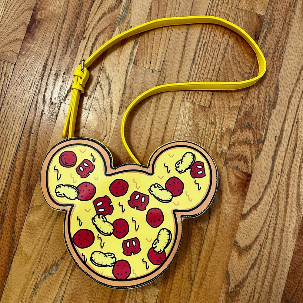 Cakeworthy Pizza Mouse-Shaped Bag
